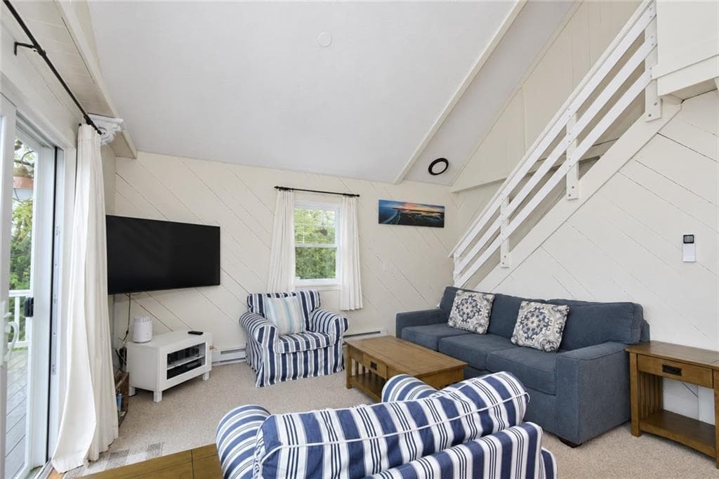 24 Redwood Drive photo 5
