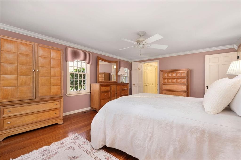 230 Kirby Avenue photo 27