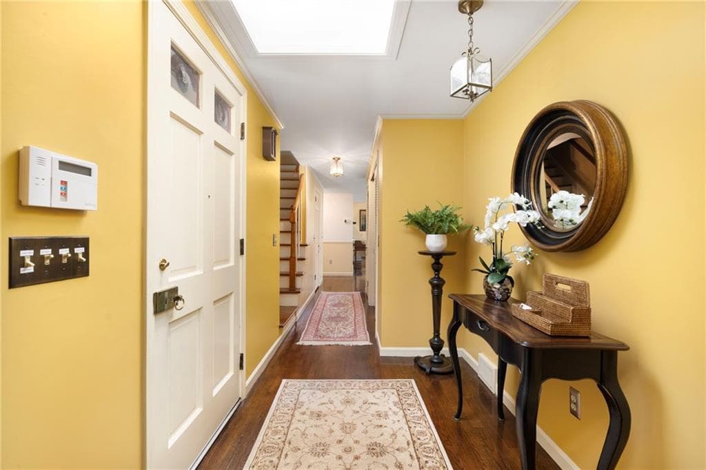230 Kirby Avenue photo 34
