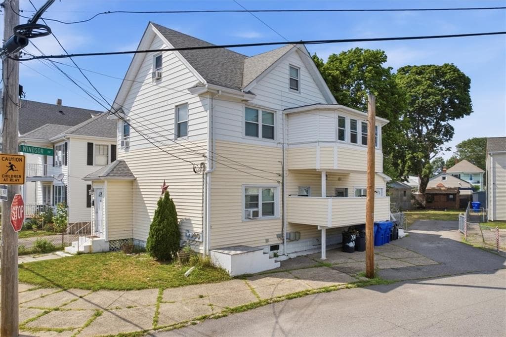 44 Warwick Road photo 36