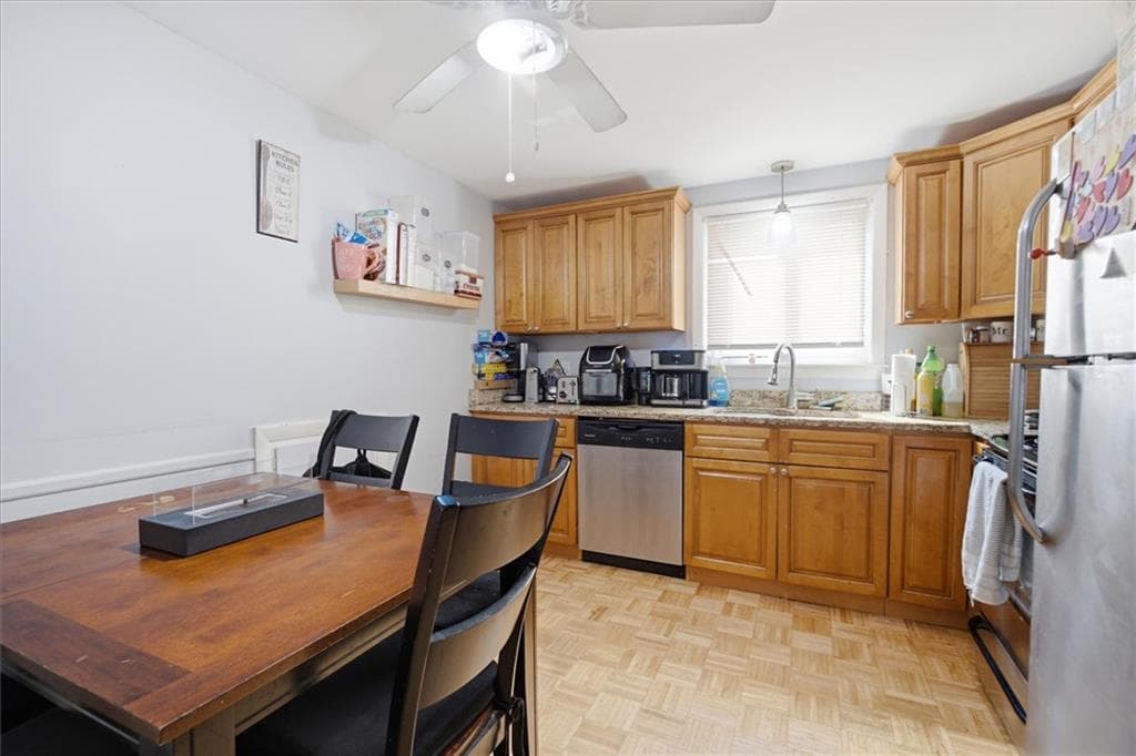 44 Warwick Road photo 24