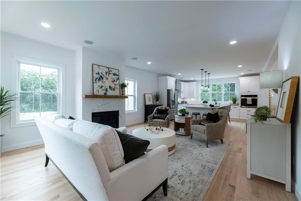 Single Family Residence at 9 Stoneridge Road, Smithfield, photo 2 of 48