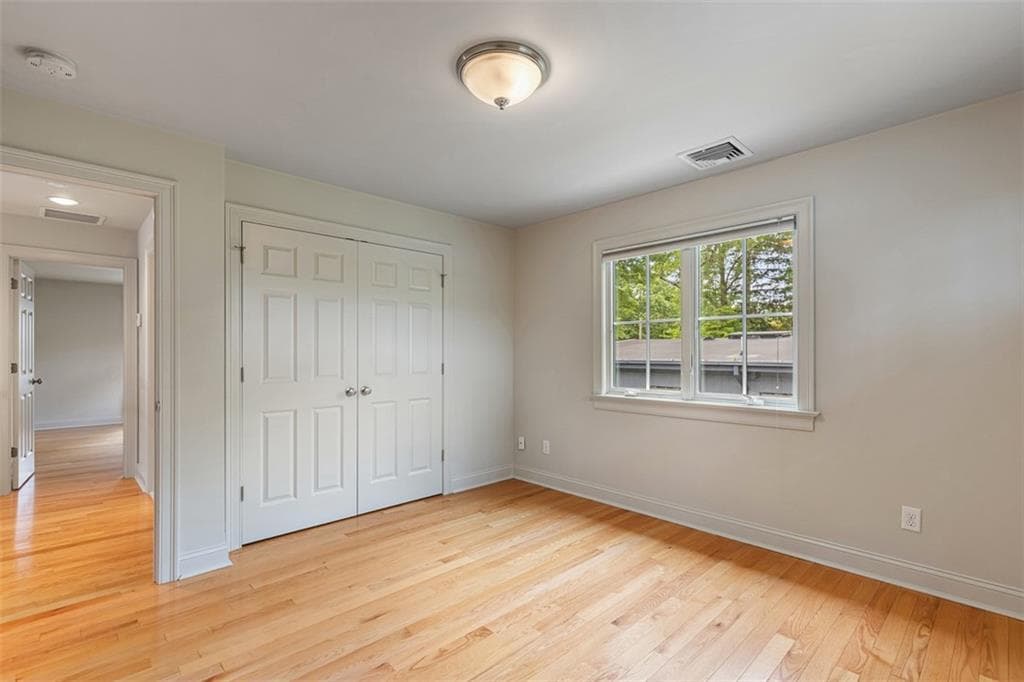 406 Blackstone Boulevard photo 36