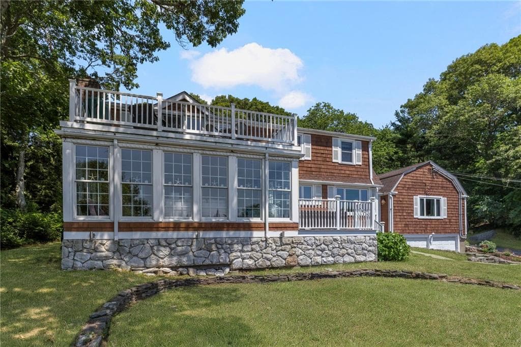 5443 Post Road photo 5