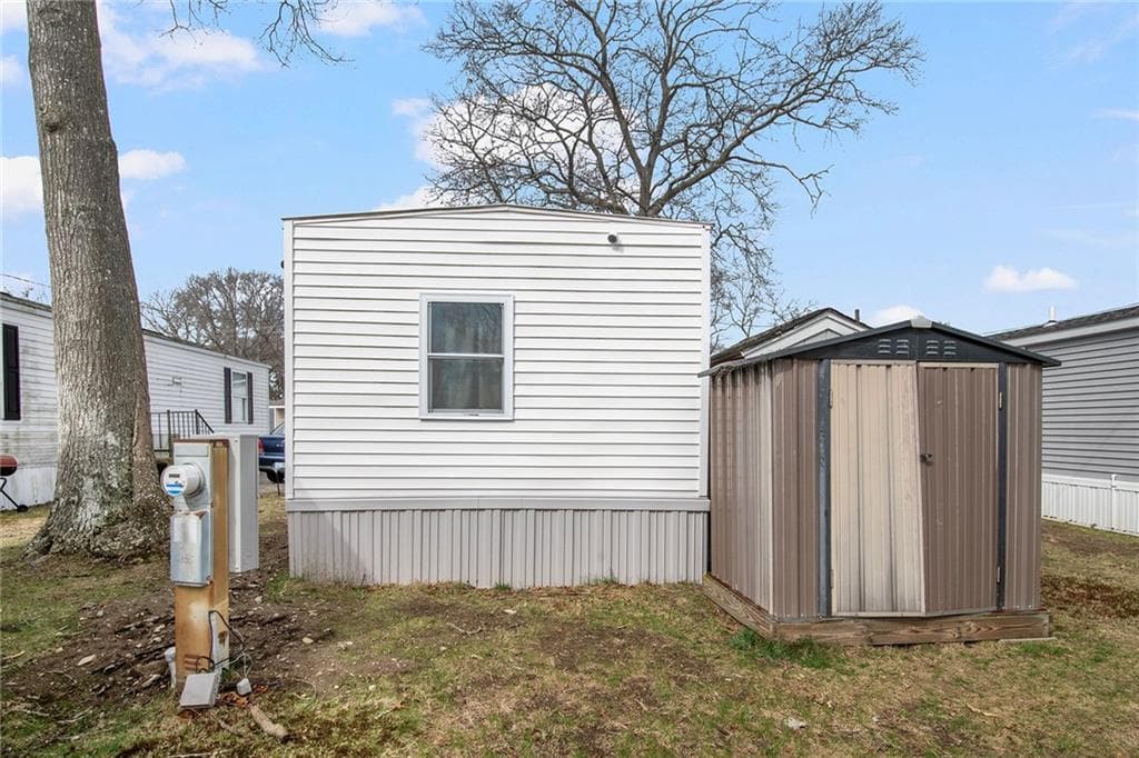 719 Forest Park photo 5
