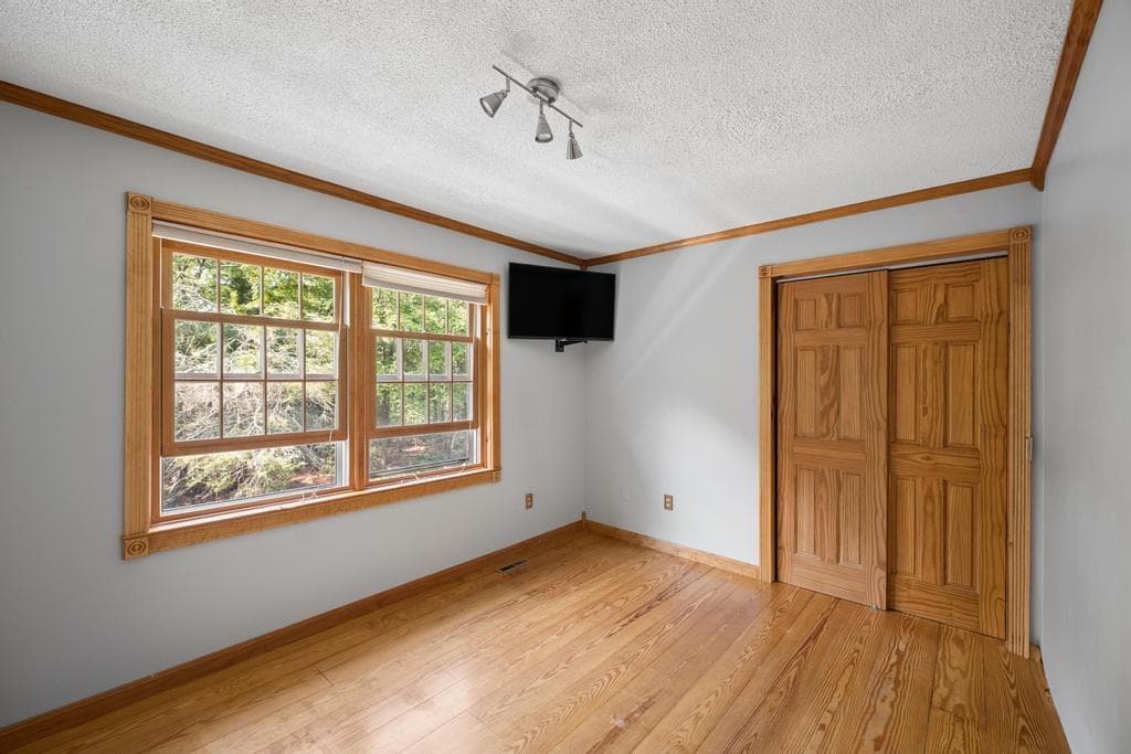 Single Family Residence at 840 Lake Road, Tiverton, photo 30 of 37
