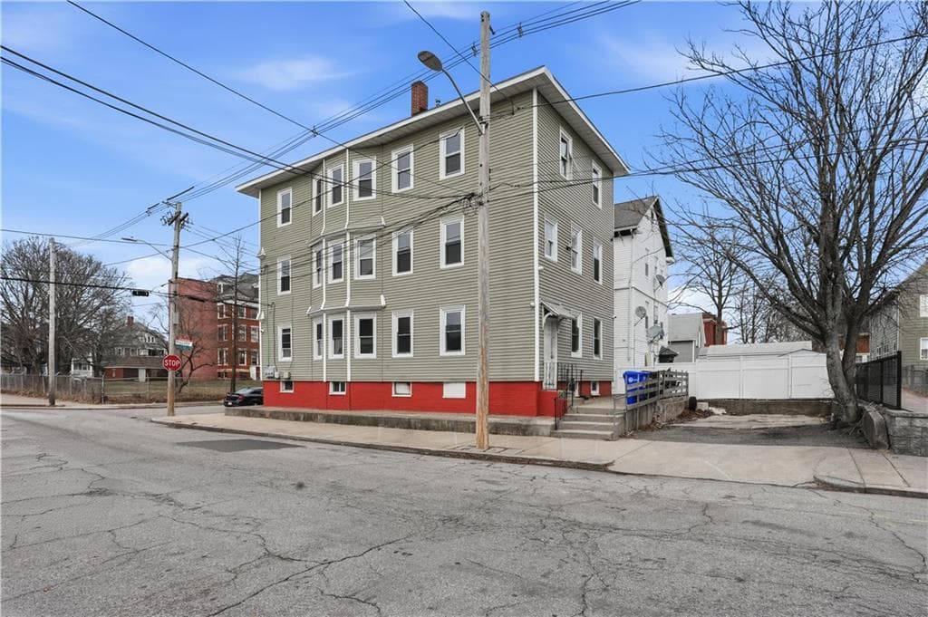 38 Mitchell Street photo 5