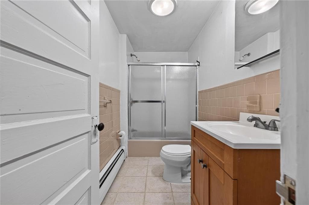 Multi Family at 68 9th Street, Providence, photo 24 of 43