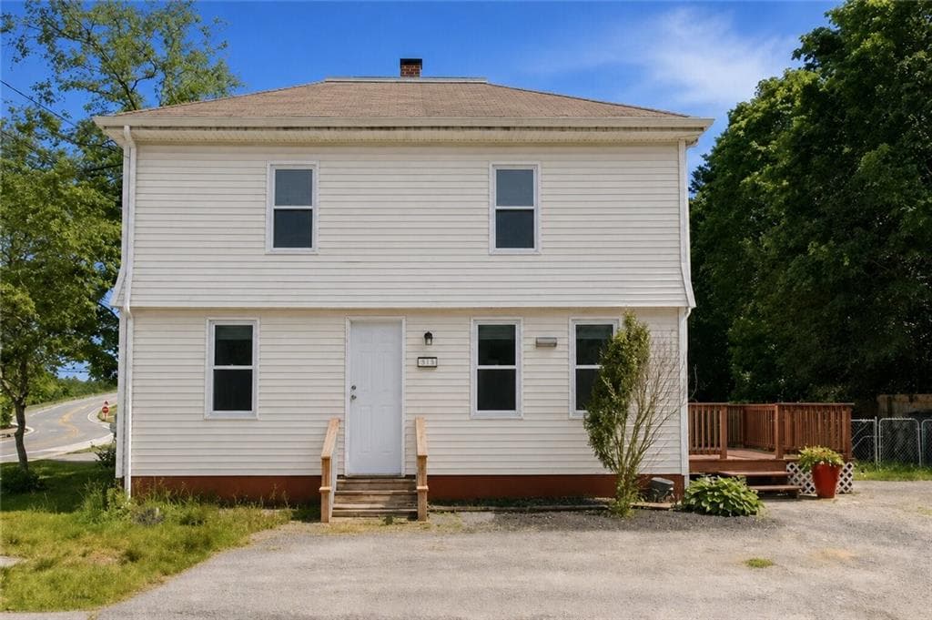 Multi Family at 515 Davisville Road, North Kingstown, photo 2 of 29