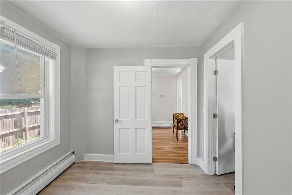 Multi Family at 515 Davisville Road, North Kingstown, photo 11 of 29