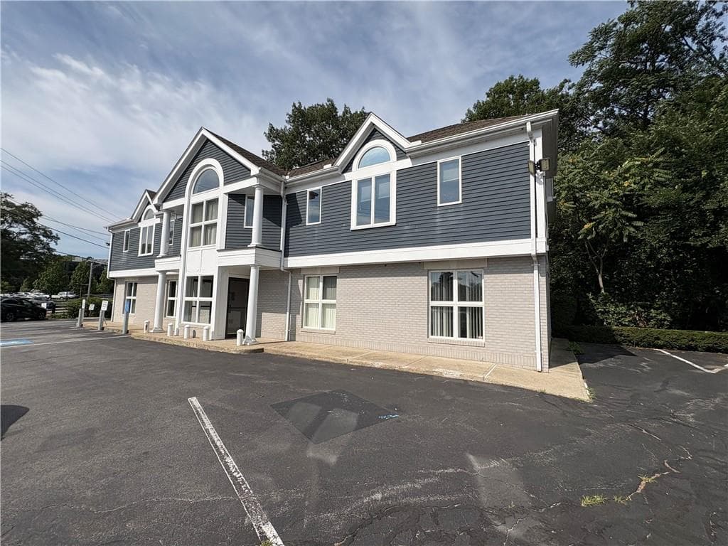 1119 Reservoir Avenue UNIT B