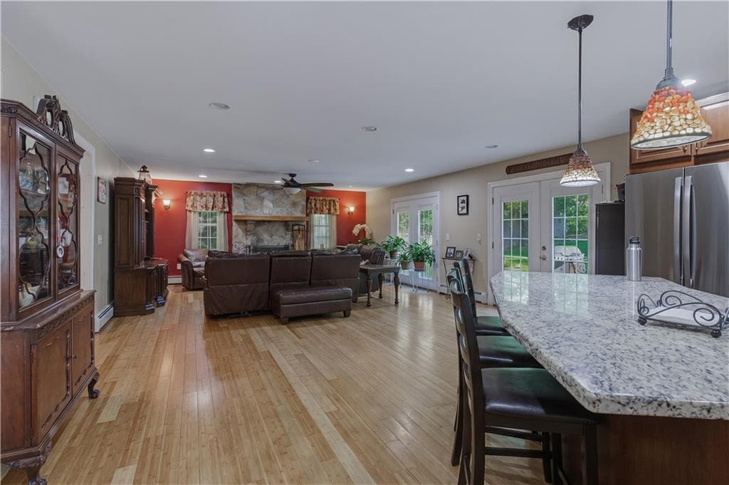 Single Family Residence at 2446 Plainfield Pike, Johnston, photo 8 of 20