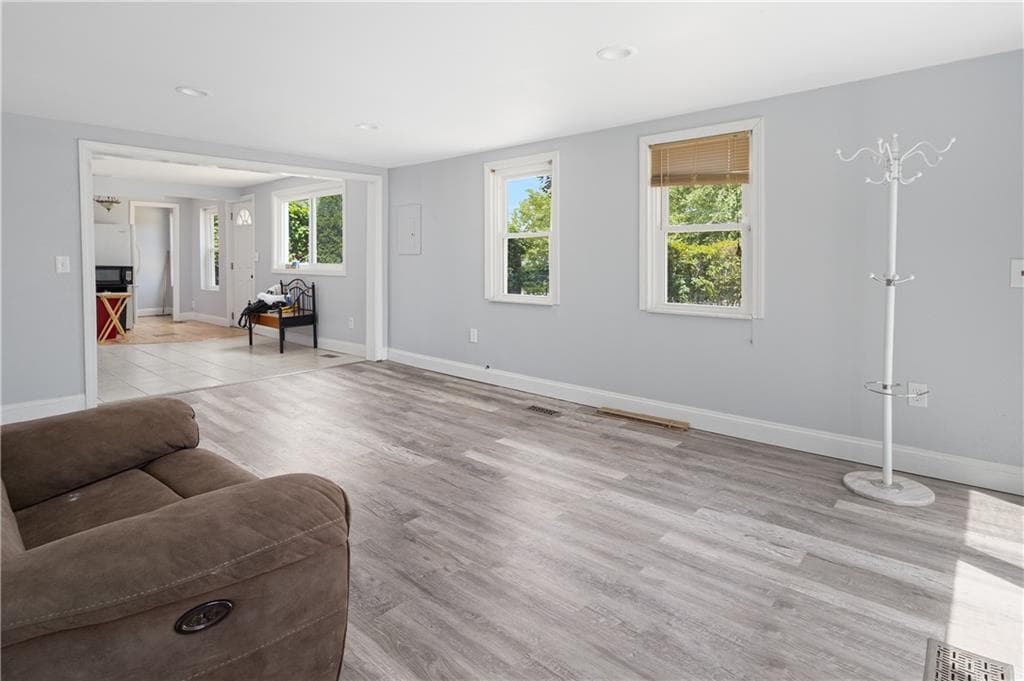 Single Family Residence at 155 Stanton Avenue, East Providence, photo 11 of 36