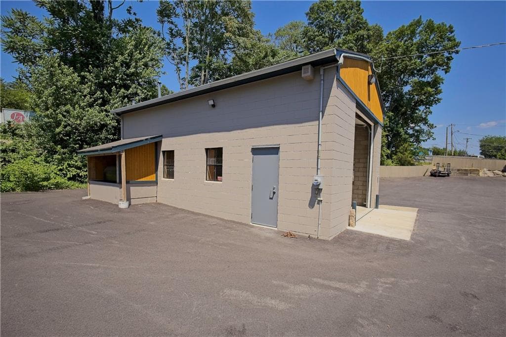 41 Starr Street photo 15