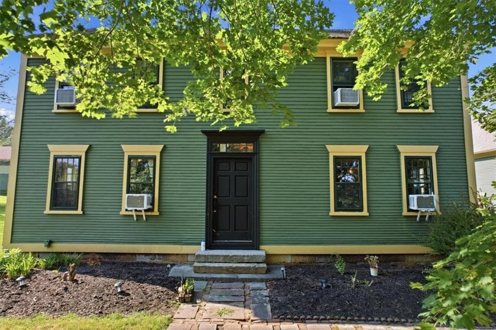 32 Equestrian Way photo 5
