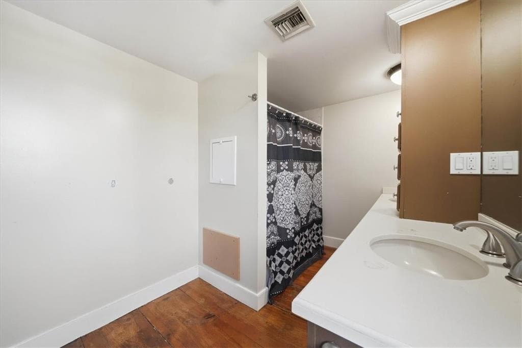 32 Equestrian Way photo 24