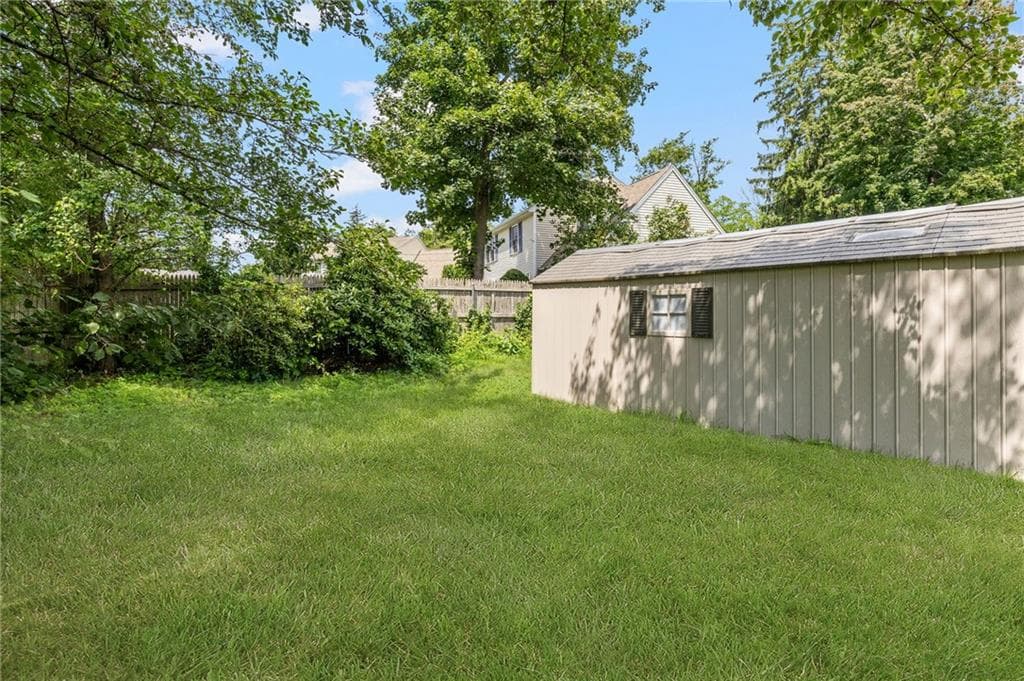 Single Family Residence at 37 Gerald Street, Warwick, photo 32 of 38