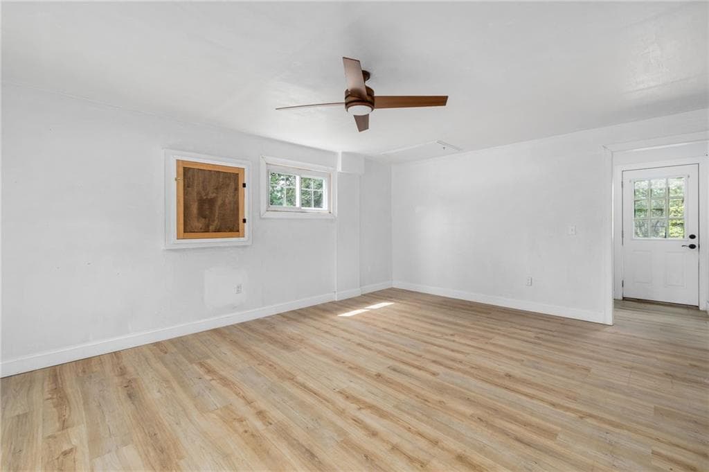 Single Family Residence at 37 Gerald Street, Warwick, photo 14 of 38