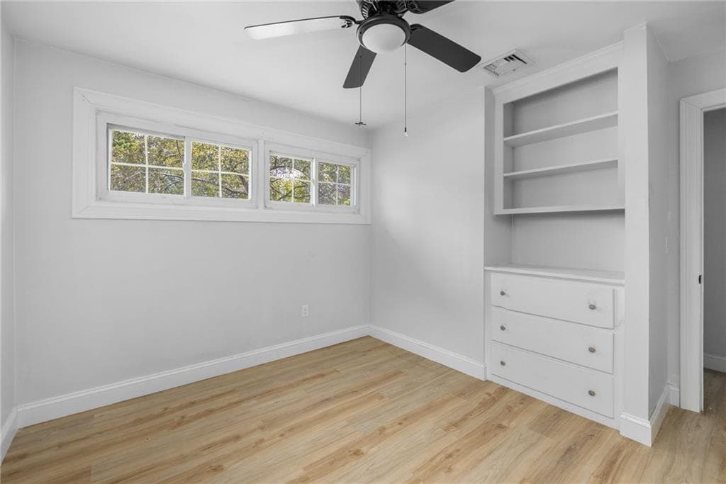 Single Family Residence at 37 Gerald Street, Warwick, photo 21 of 38