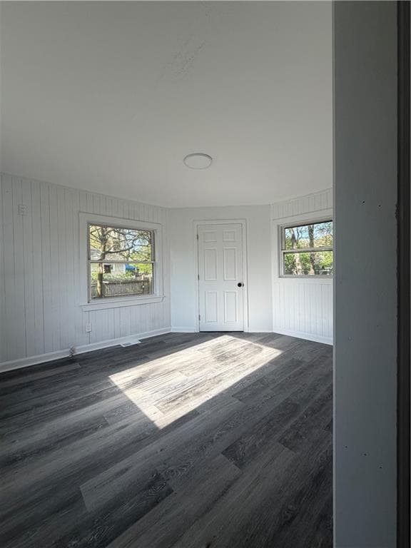 Single Family Residence at 131 Canfield Avenue, Warwick, photo 24 of 29