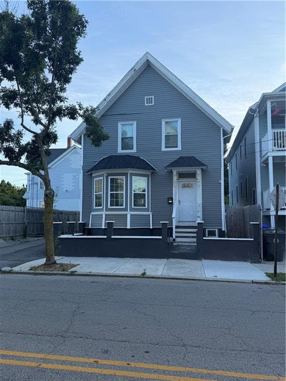 124 River Avenue photo 3