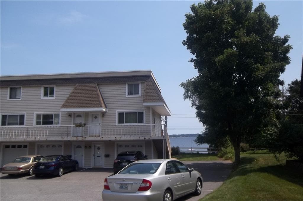 4160 Post Road UNIT 28 photo 2