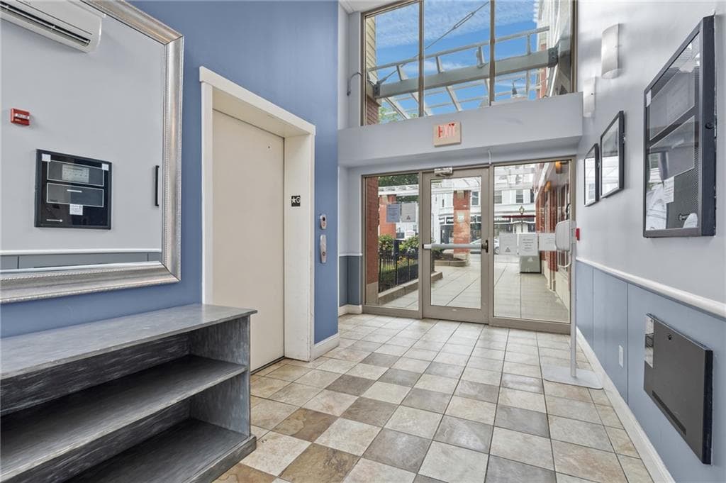 Condominium at 333 Atwells Avenue UNIT 210, Providence, photo 4 of 21