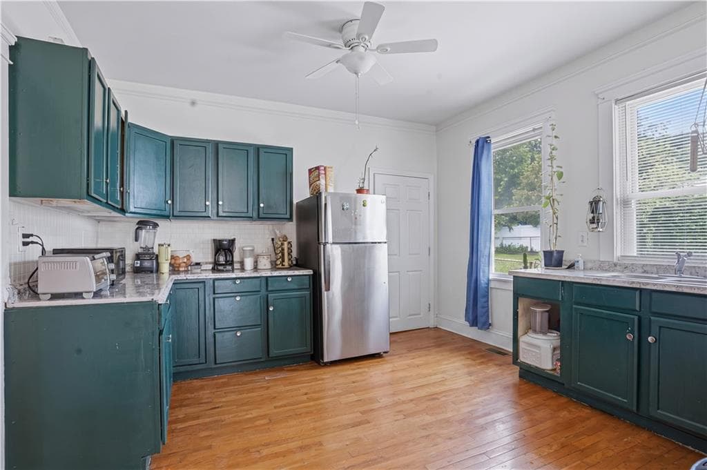 33 Prudence Street photo 2