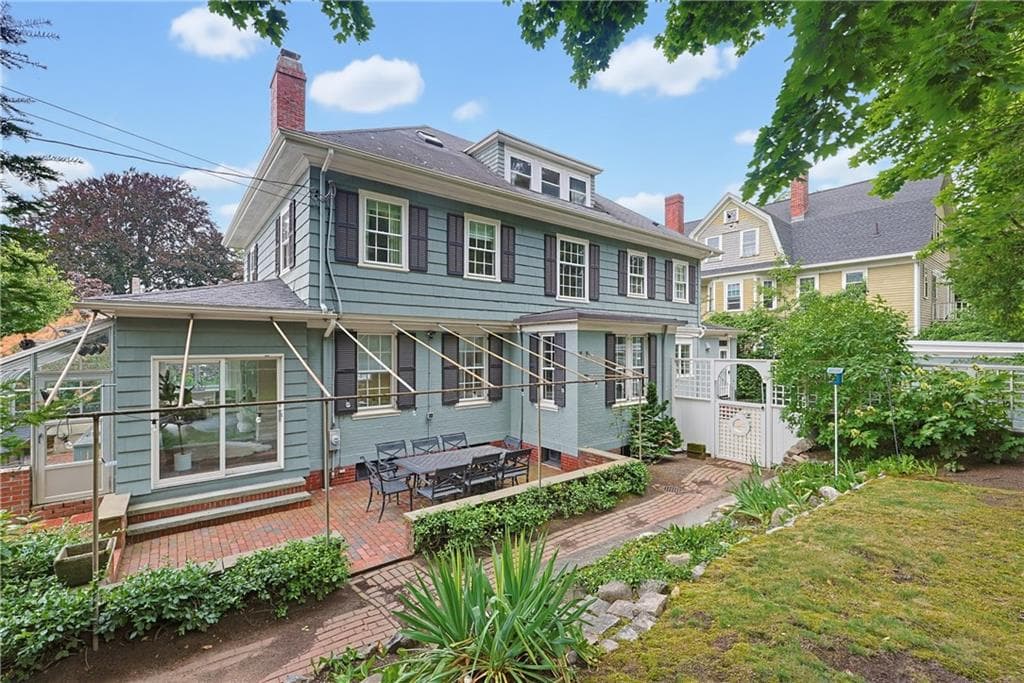 387 Wayland Avenue photo 46