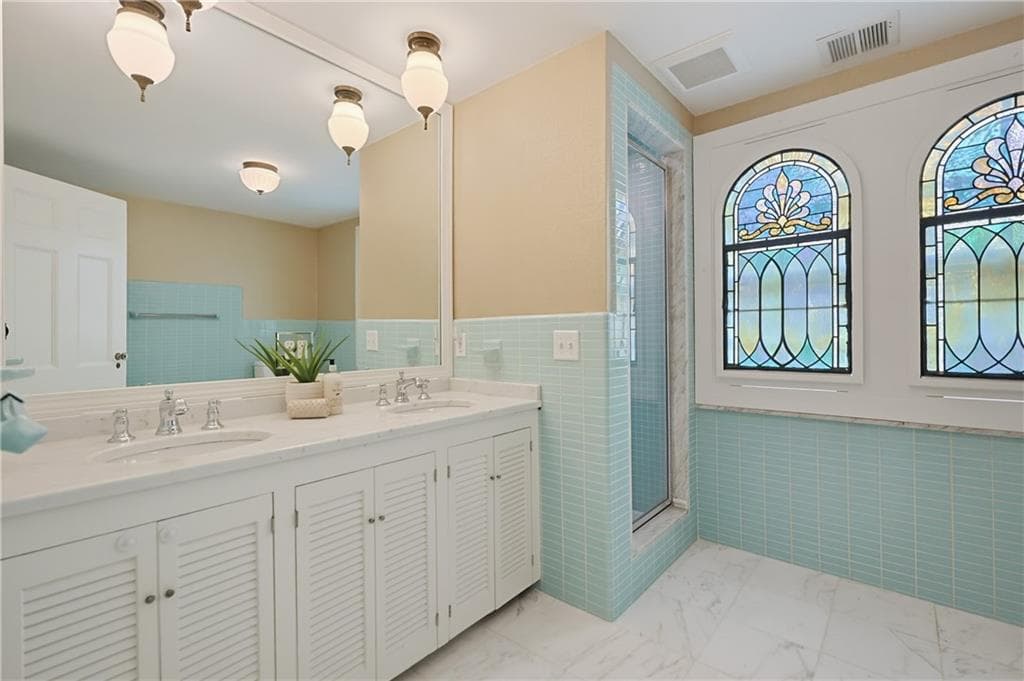 387 Wayland Avenue photo 29