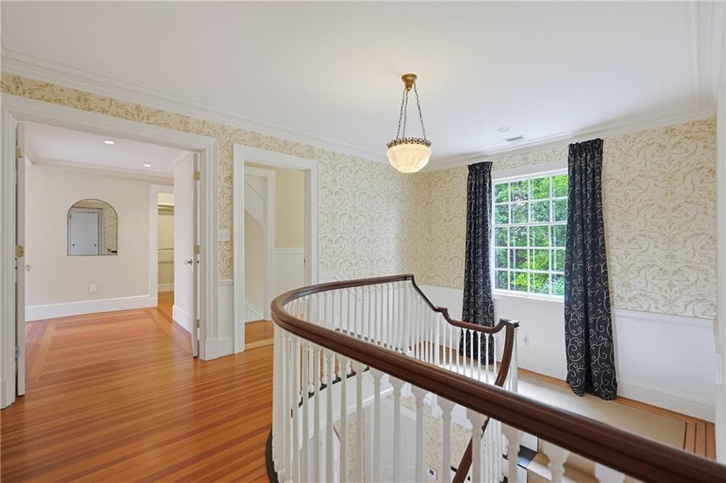 387 Wayland Avenue photo 21