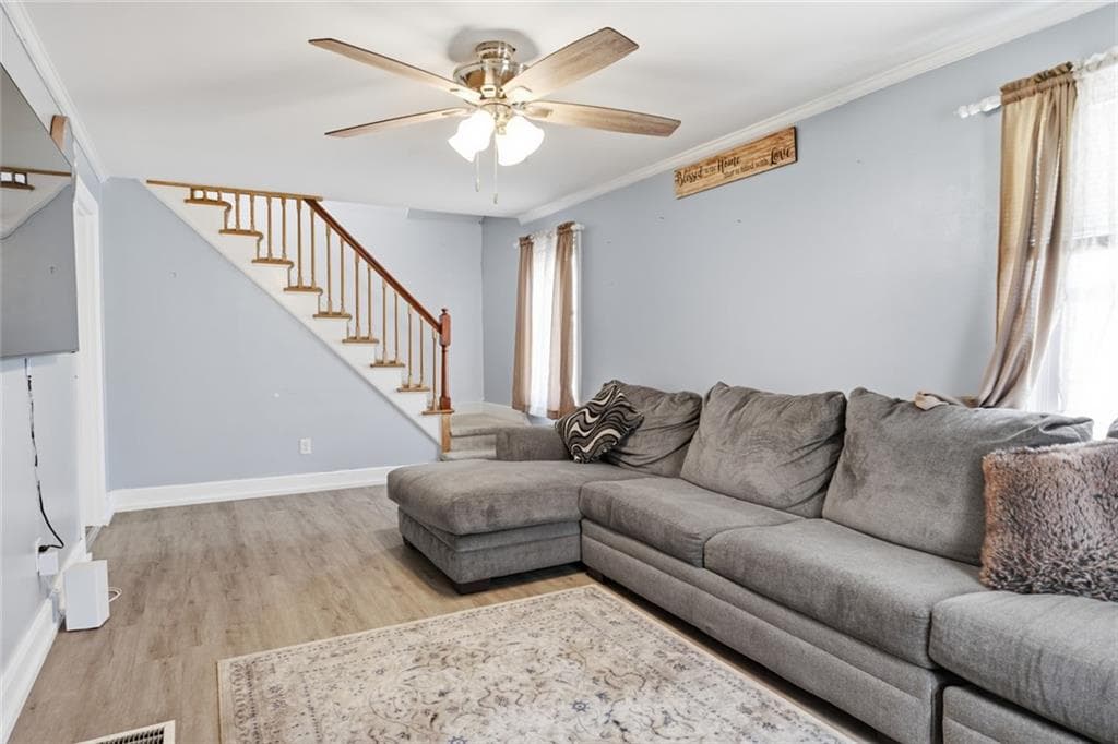 94 Westcott Avenue photo 9