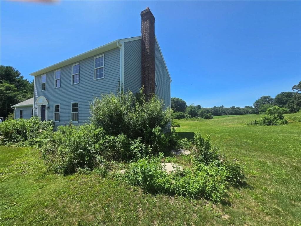 Single Family Residence at 45 Pleasant View Drive, Hopkinton, photo 3 of 21