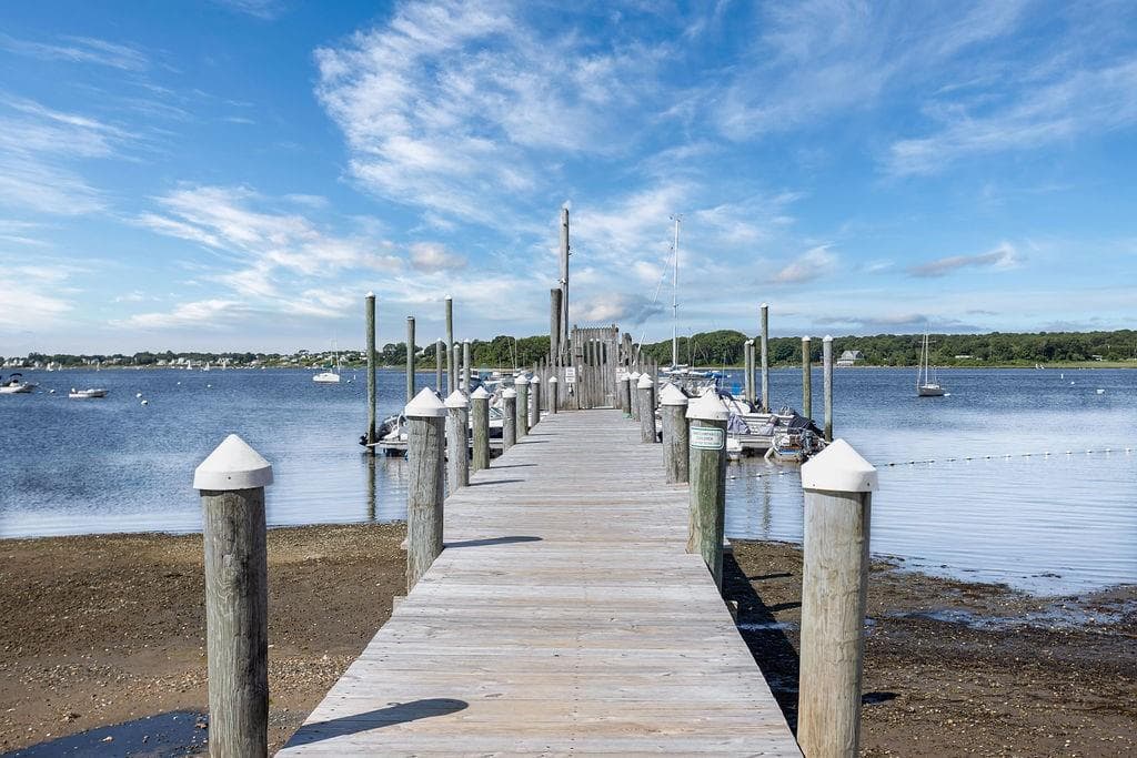 106 Cedar Island Road photo 32