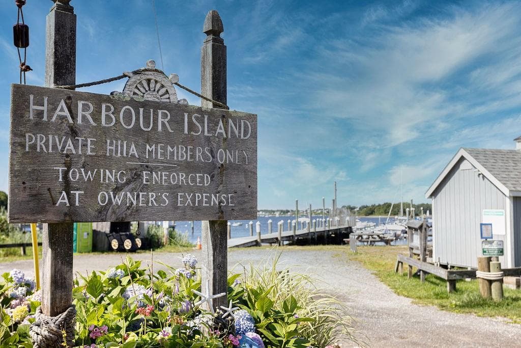 106 Cedar Island Road photo 31