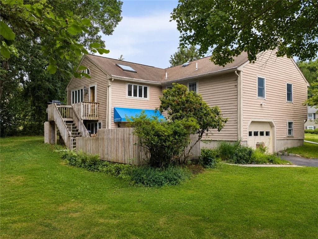 Single Family Residence at 140 King James Way, Wrentham, photo 28 of 38