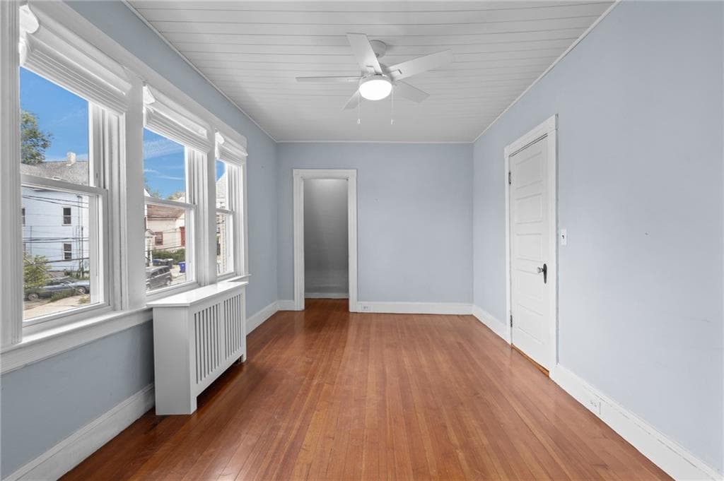 49 Woodbine Street photo 23