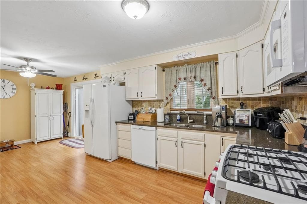Single Family Residence at 60 Sherman Avenue, Cumberland, photo 11 of 33