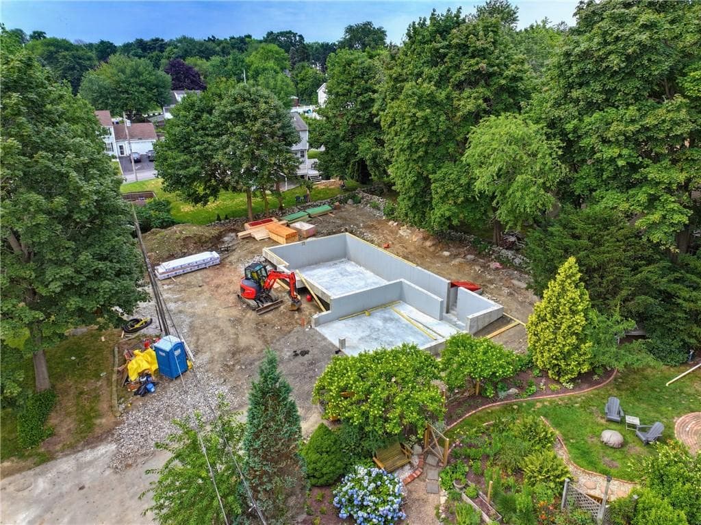Single Family Residence at 7 Broadview Avenue, Bristol, photo 17 of 19