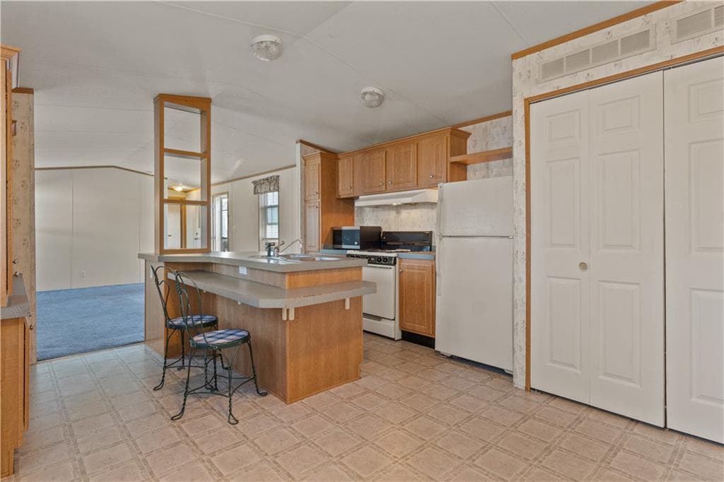 34 #1 Langdon Avenue photo 10