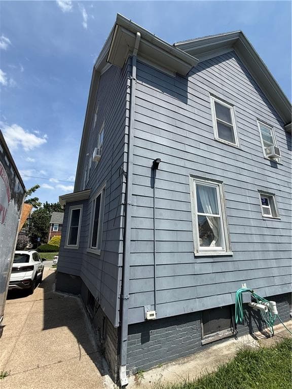 272 Washington Avenue photo 5