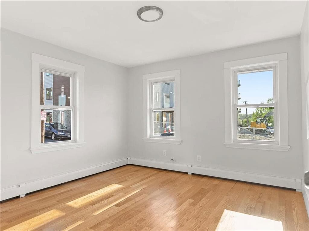8 10 Marcello Street photo 11