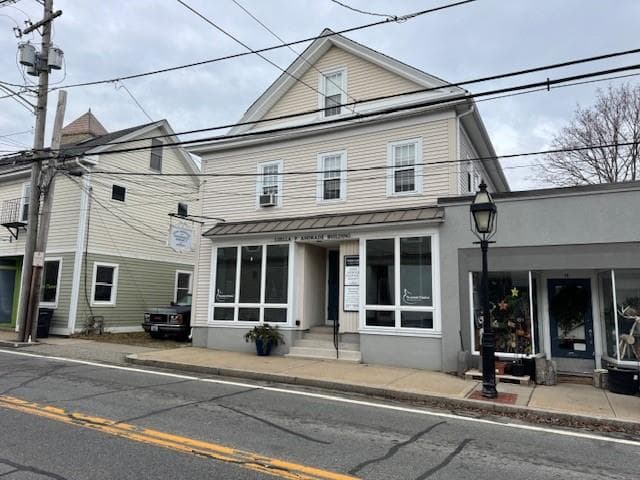 10 Child Street