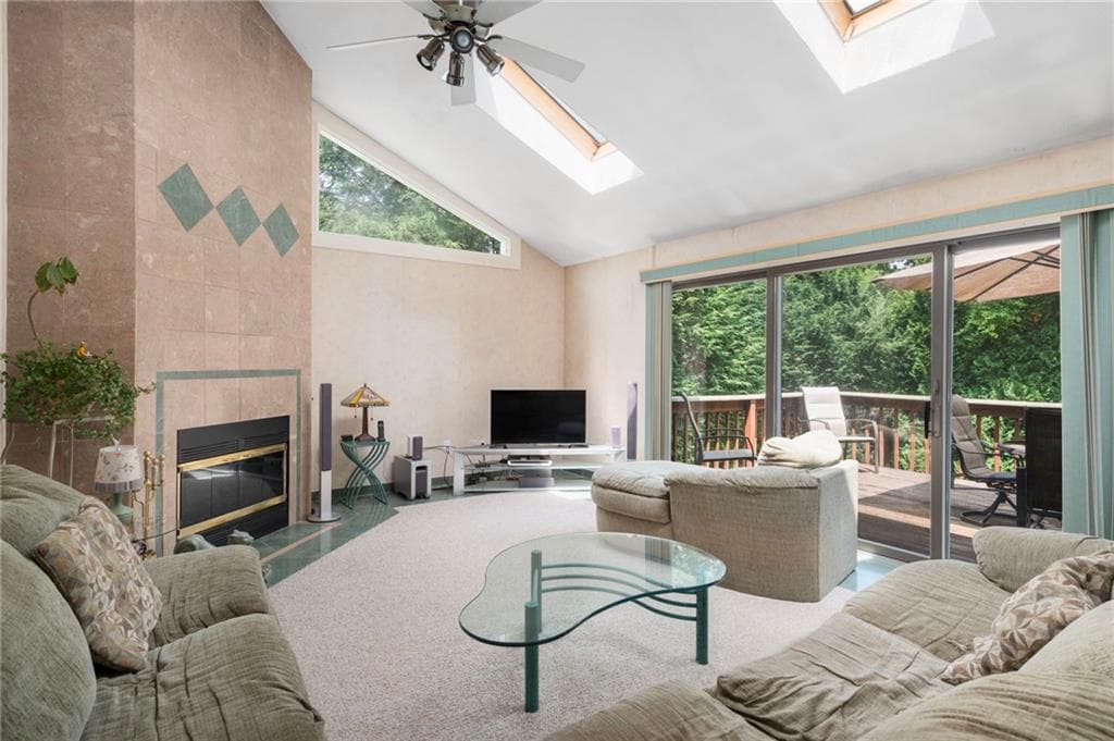 22 Golden View Drive photo 17