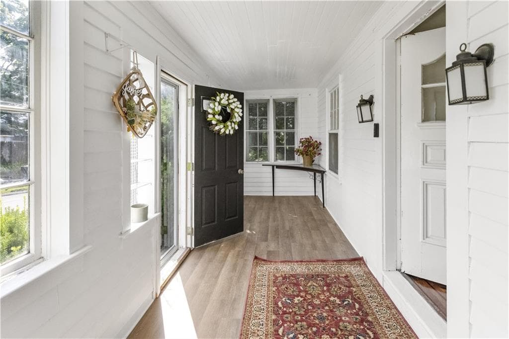 90 Hilltop Road photo 10