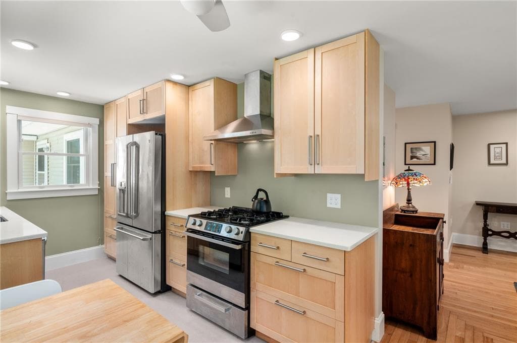147 149 Riverside Drive photo 18
