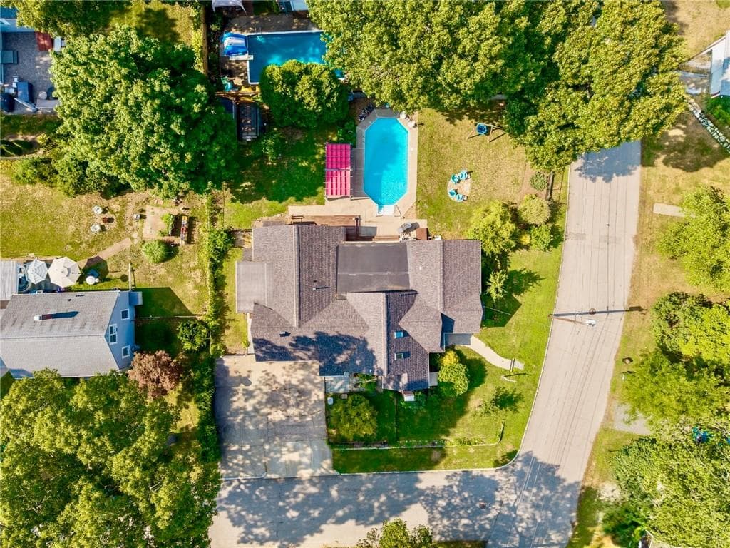 147 149 Riverside Drive photo 35