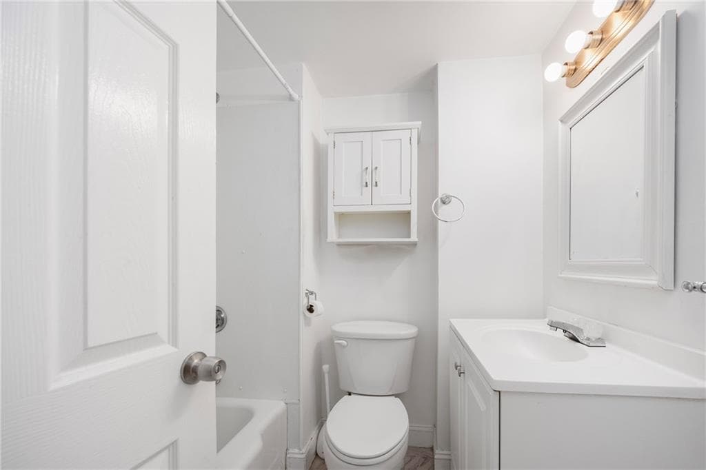 145 Tell Street UNIT B photo 12
