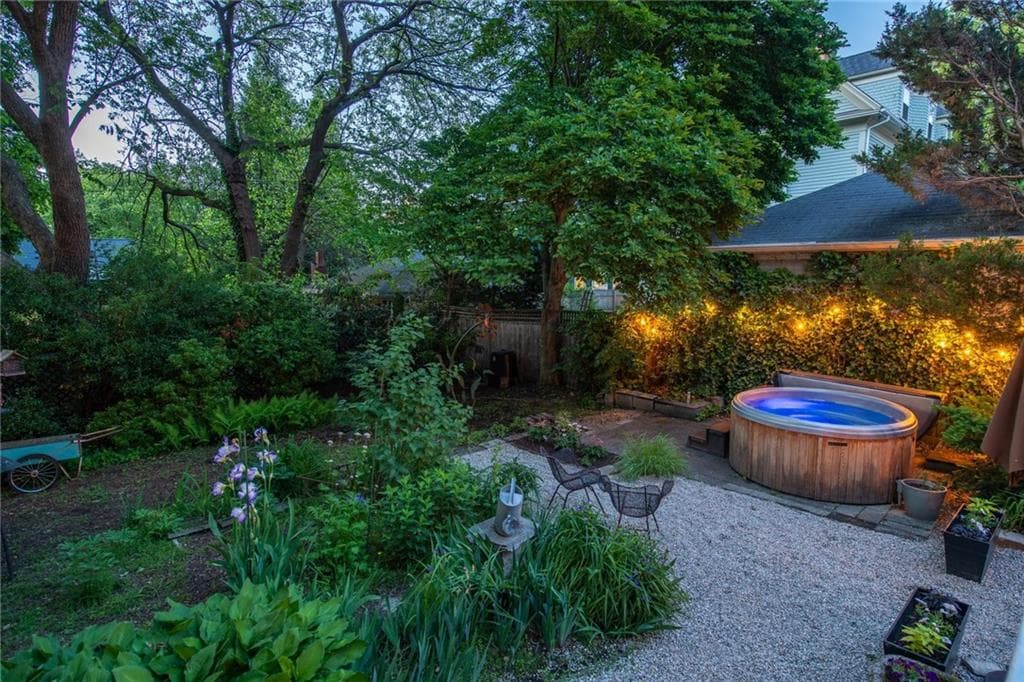 66 Halsey Street photo 39
