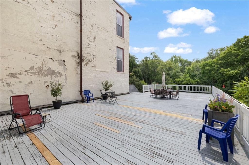 494 Woonasquatucket Avenue UNIT 206 photo 32